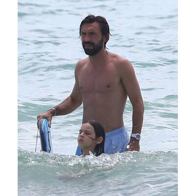 Pirlo: Strand-Spaß mit Familie