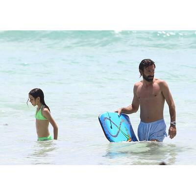 Pirlo: Strand-Spaß mit Familie