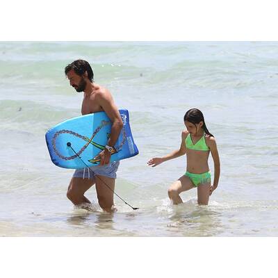 Pirlo: Strand-Spaß mit Familie