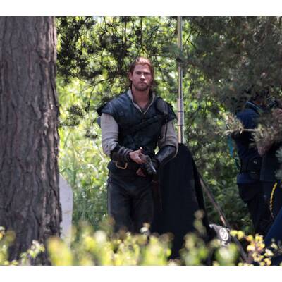 Chris Hemworth: Hoch zu Ross für 