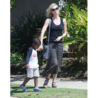 Charlize Theron bringt Sohn Jackson zum Spiel-Date