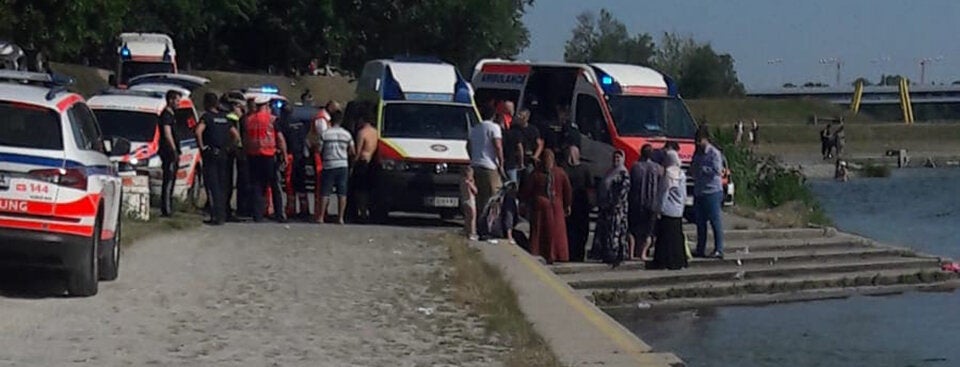 Familie geht in Donau unter - Zeugen retten sie