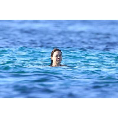 Anne Hathaway: Bikini-Urlaub mit Ehemann