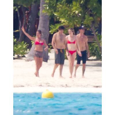 Jennifer Aniston & Justin Theroux flittern auf Bora Bora