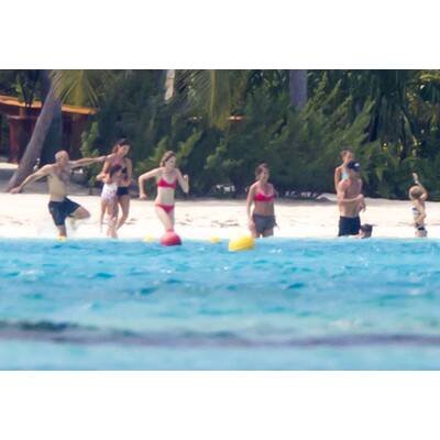 Jennifer Aniston & Justin Theroux flittern auf Bora Bora