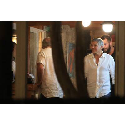 George & Amal Clooney: Auf Ibiza mit Cindy Crawford