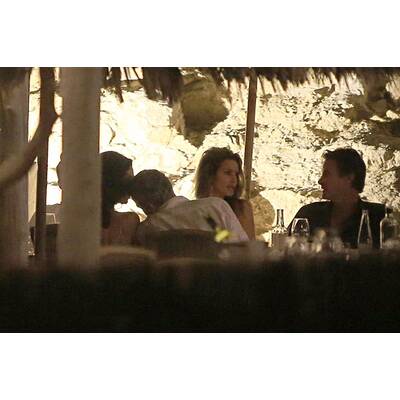 George & Amal Clooney: Auf Ibiza mit Cindy Crawford