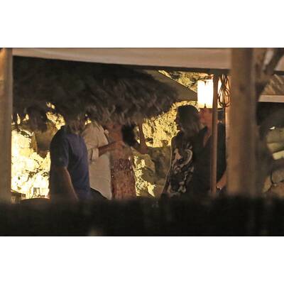 George & Amal Clooney: Auf Ibiza mit Cindy Crawford