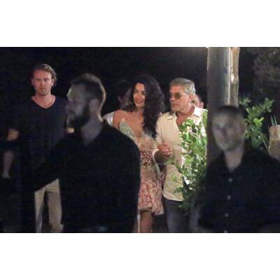 George & Amal Clooney: Auf Ibiza mit Cindy Crawford