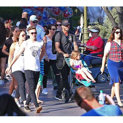 Beckhams machen Familien-Ausflug nach Disneyland