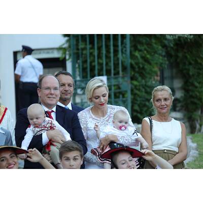 Fürstin Charlène & Albert feiern mit Zwillingen