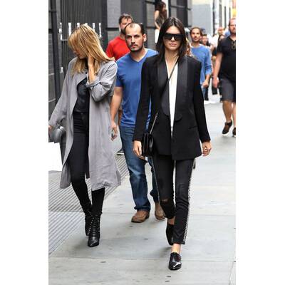 Hailey Baldwin & Kendall Jenner auf Shoppingtour 