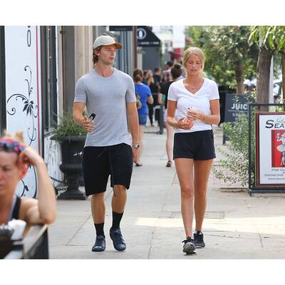 Patrick Schwarzenegger trifft sich mit heißer Blondine