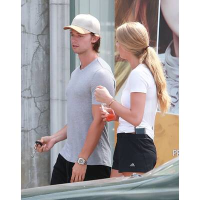Patrick Schwarzenegger trifft sich mit heißer Blondine