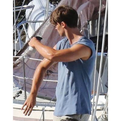 Patrick Schwarzenegger am Set von 