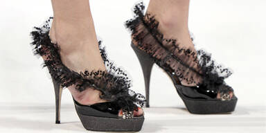 SLIDESHOW: Oscar de la Renta SS10