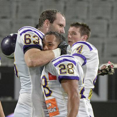 Vikings gewinnen gegen Raiders