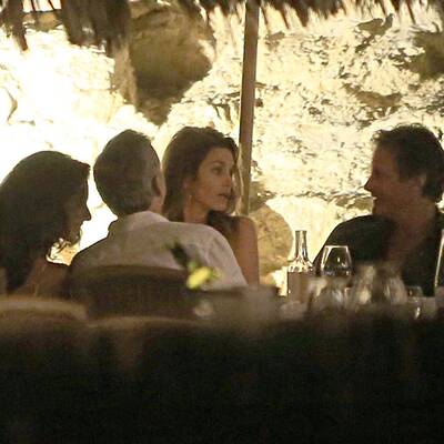 George & Amal Clooney: Auf Ibiza mit Cindy Crawford
