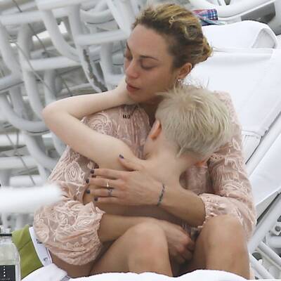 Lilly Becker relaxt mit Sohn Amadeus in Miami