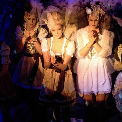 Almsünde fertigt außschließlich Unikate an