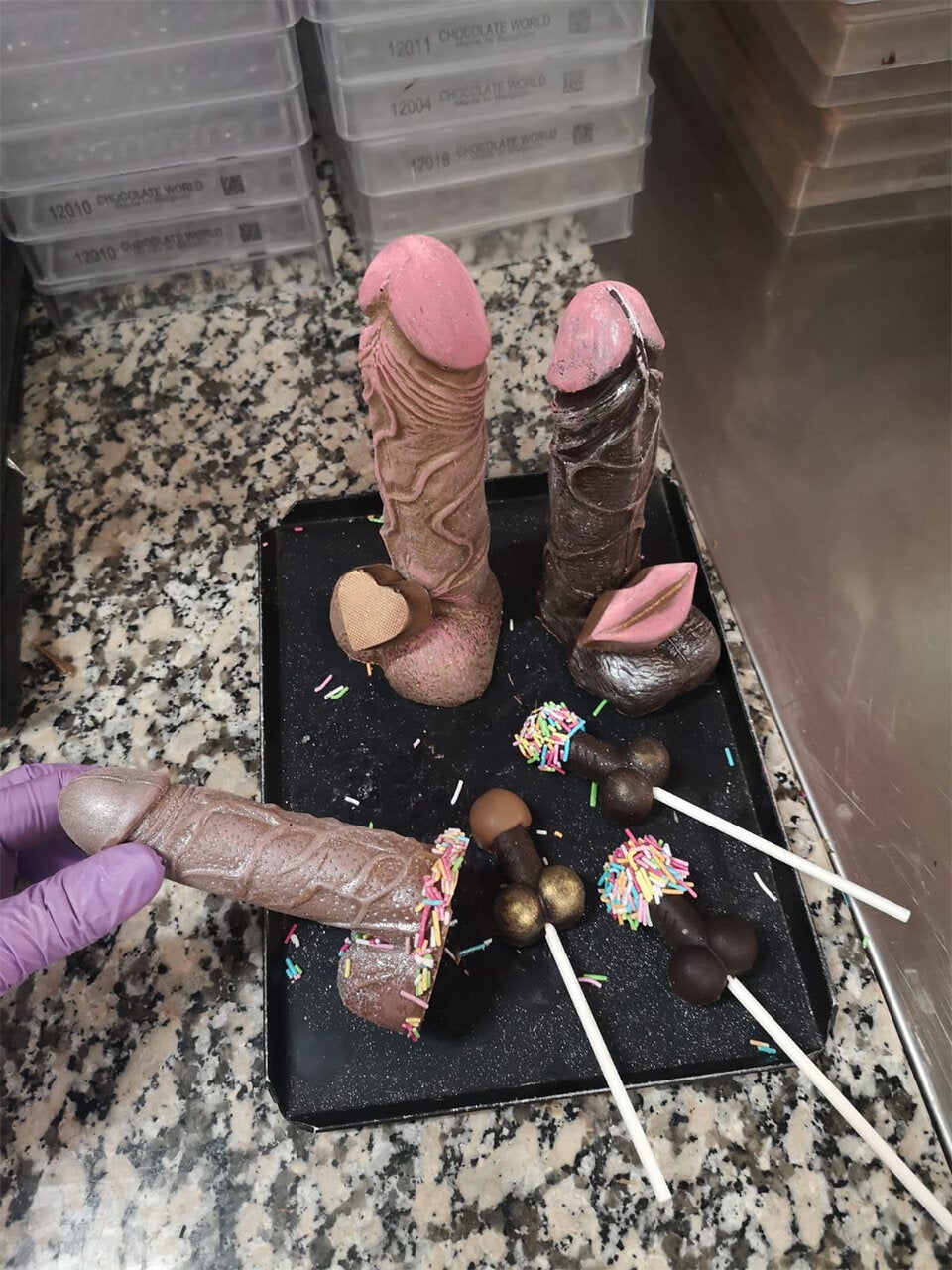 Schoko-Penisse aus dem Museum