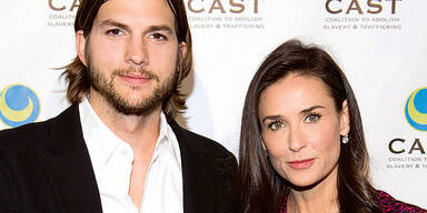 Ashton KUTCHER & Demi MOORE