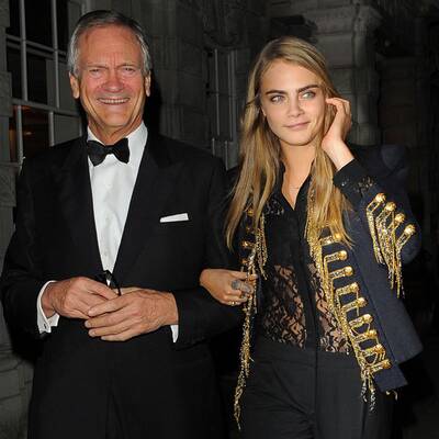 Cara Delevingne mit Papa Charles am Weg zu Charity Dinner