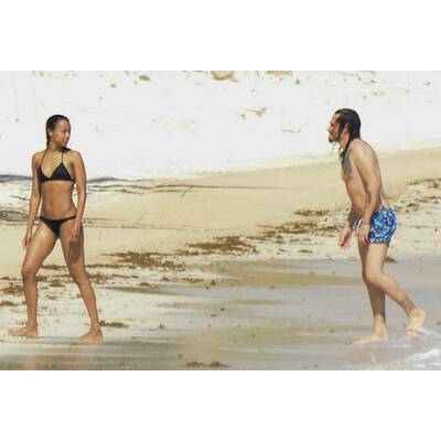 Zoe Saldana & Ehemann Marco Perego: Knutsch-Show in Mexiko