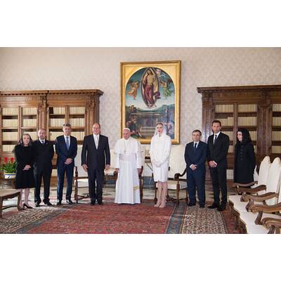 Fürstin Charlène & Albert treffen Papst Franziskus