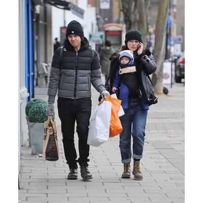 Keira Knightley spaziert mit Baby Edie