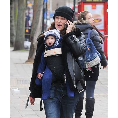 Keira Knightley spaziert mit Baby Edie