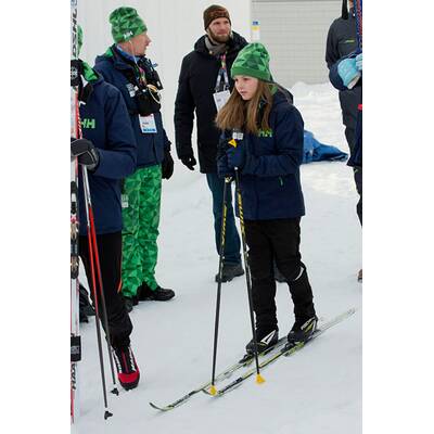 Norwegen-Royals vergnügen sich beim Skifahren in Lillehammer
