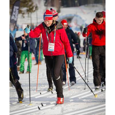 Norwegen-Royals vergnügen sich beim Skifahren in Lillehammer