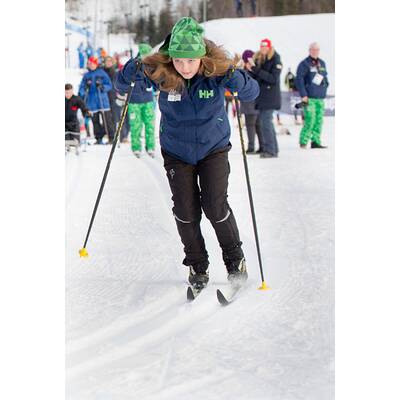 Norwegen-Royals vergnügen sich beim Skifahren in Lillehammer