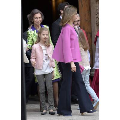 Spanische Royals besuchen die Ostermesse