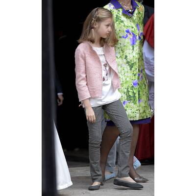 Spanische Royals besuchen die Ostermesse