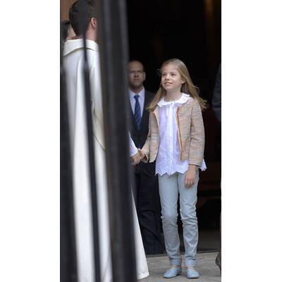 Spanische Royals besuchen die Ostermesse