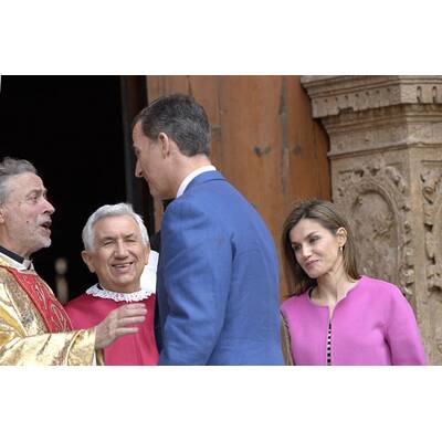 Spanische Royals besuchen die Ostermesse