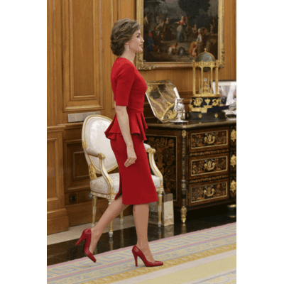 Letizia - Lady in Red