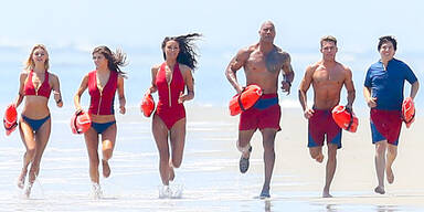 Zac Efron stürzt am "Baywatch"-Set