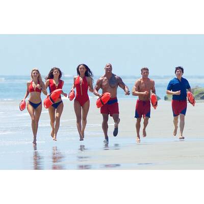 Zac Efron stürzt am 