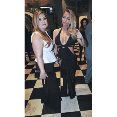 Katie Price - So offen zeigt sie ihre OP-Narben