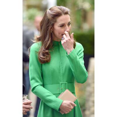 Herzogin Kate verschnupft bei Blumenmesse