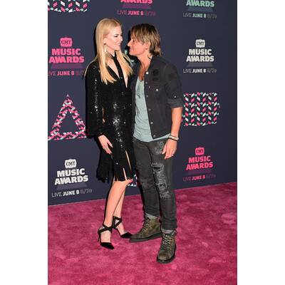 Nicole Kidman turtelt mit Ehemann Keith bei CMT Music Awards