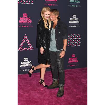 Nicole Kidman turtelt mit Ehemann Keith bei CMT Music Awards