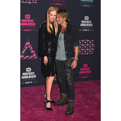 Nicole Kidman turtelt mit Ehemann Keith bei CMT Music Awards