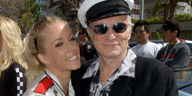 Kendra Wilkinson, Hugh Hefner