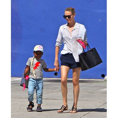 Charlize Theron: Sohn liebt Disney-Prinzessinnen