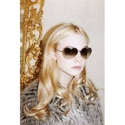 Elle Fanning modelt für Marc Jacobs