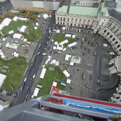 Die Bilder zum Rekord-Sprung